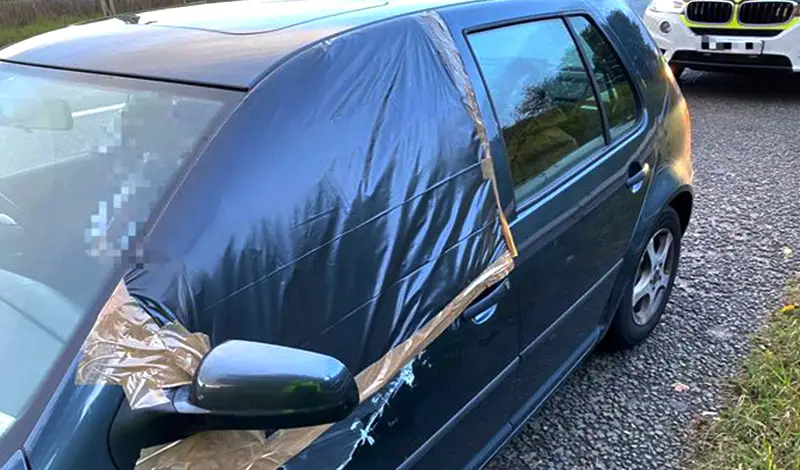 How To Put Plastic Bag On Car Window