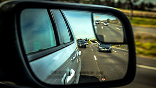 What Should You See In Your Side Mirrors